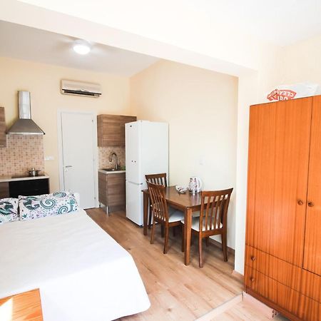 Moon-Light Studio Hotel Larnaca Ngoại thất bức ảnh