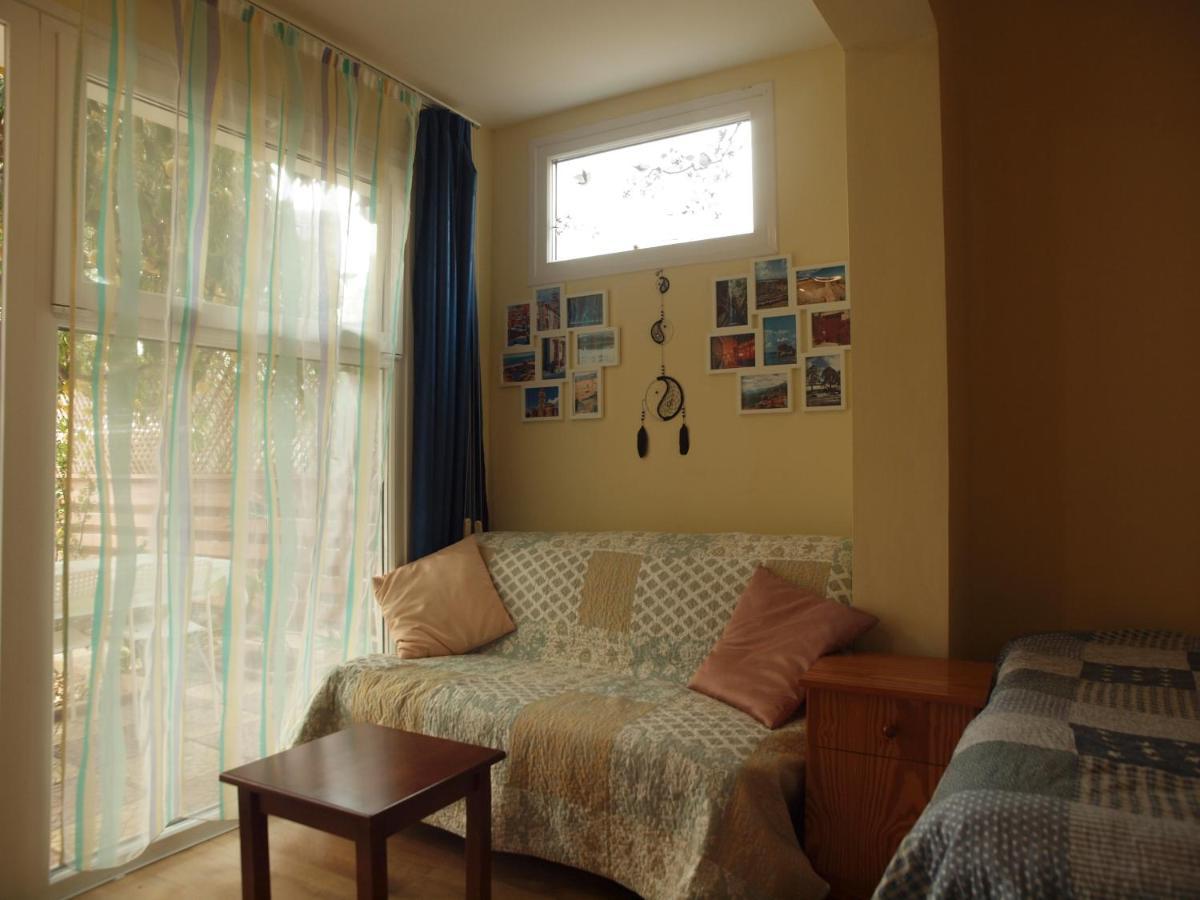 Moon-Light Studio Hotel Larnaca Ngoại thất bức ảnh